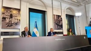 Lee más sobre el artículo Se promulgó la Ley de Cannabis Medicinal y Cáñamo Industria